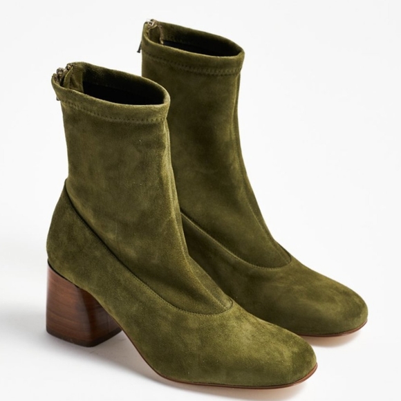 NIB CREATURES OF COMFORT Dalia Square Toe Suede Mid-Heel Beige Booties sz 39.5 - Picture 2 of 13